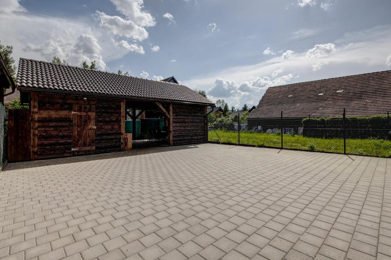 Rodinne Apartmany Alex & Gregor Бешенёва Экстерьер фото