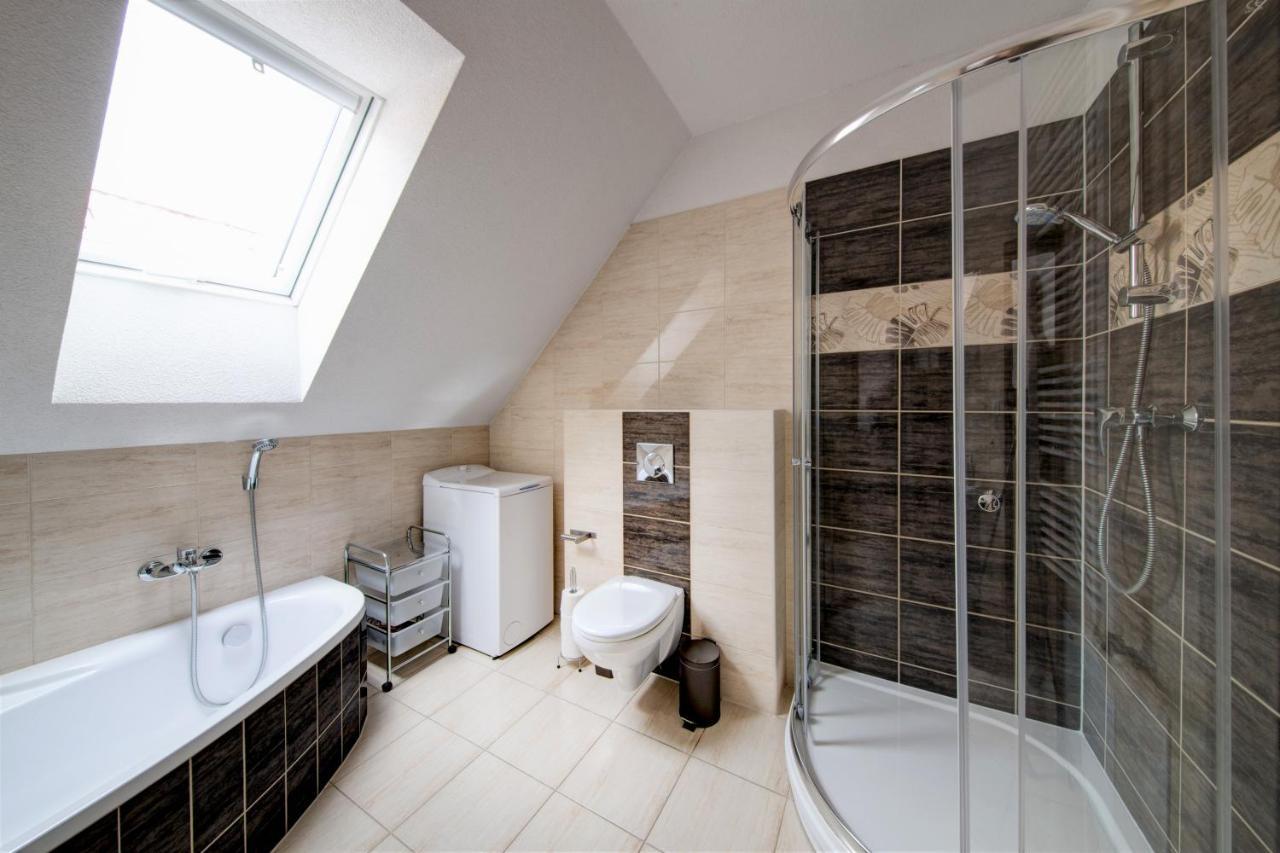 Rodinne Apartmany Alex & Gregor Бешенёва Экстерьер фото